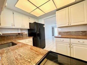2805 Crosley Drive E B, West Palm Beach FL 33415