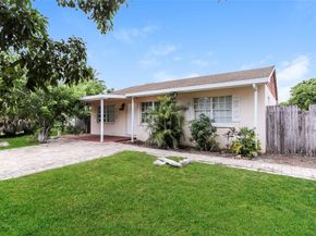 2903 Apalachee Rd, West Palm Beach FL 33406