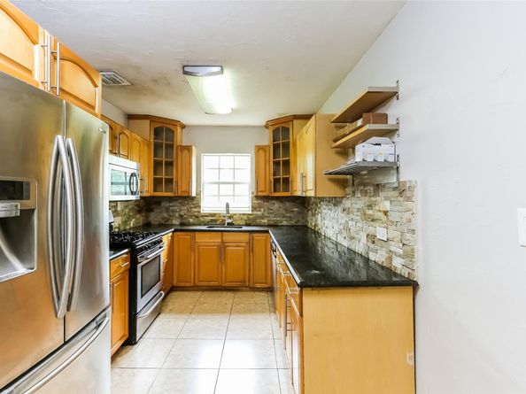 2903 Apalachee Rd, West Palm Beach FL 33406