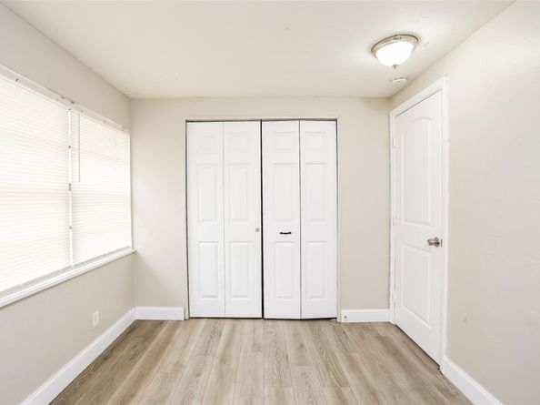 2903 Apalachee Rd, West Palm Beach FL 33406