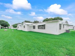 8961 NW 12th St, Plantation FL 33322