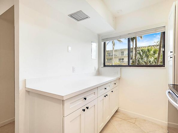 3605 S Ocean Boulevard 124, South Palm Beach FL 33480