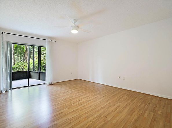 3605 S Ocean Boulevard 124, South Palm Beach FL 33480