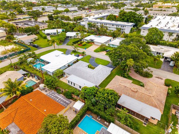 1911 NE 41st St, Fort Lauderdale FL 33308