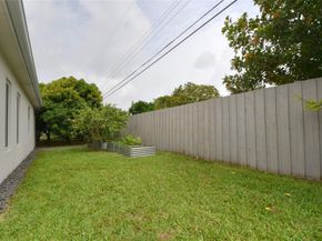 1911 NE 41st St, Fort Lauderdale FL 33308