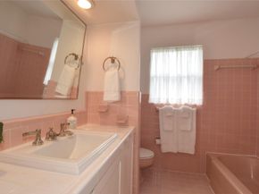 1911 NE 41st St, Fort Lauderdale FL 33308