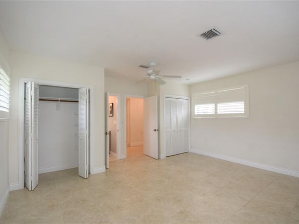 1911 NE 41st St, Fort Lauderdale FL 33308