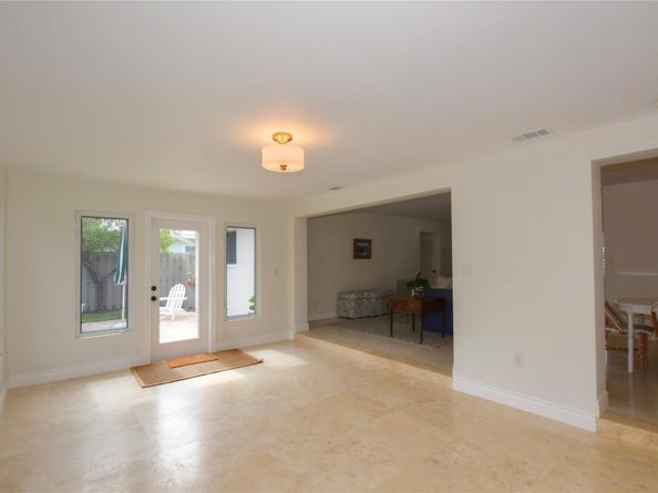1911 NE 41st St, Fort Lauderdale FL 33308