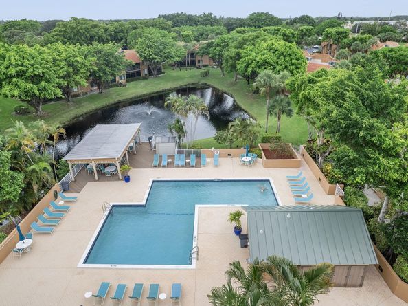 11234 Green Lake Drive 201, Boynton Beach FL 33437