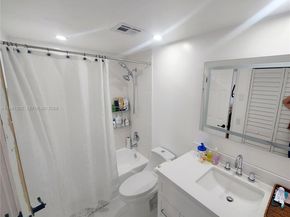 4400 Hillcrest Dr 1005a 1005A, Hollywood FL 33021