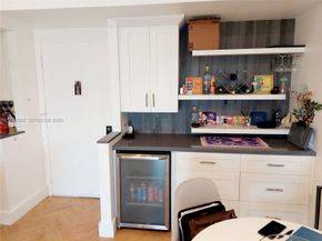 4400 Hillcrest Dr 1005a 1005A, Hollywood FL 33021