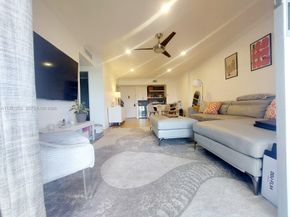 4400 Hillcrest Dr 1005a 1005A, Hollywood FL 33021