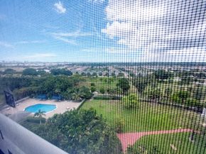 4400 Hillcrest Dr 1005a 1005A, Hollywood FL 33021