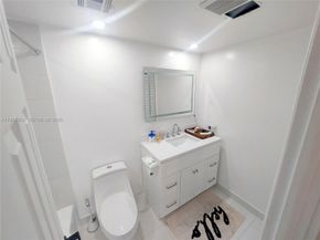 4400 Hillcrest Dr 1005a 1005A, Hollywood FL 33021