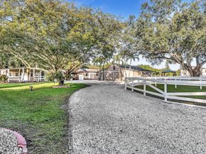 5360 Volunteer Rd, Southwest Ranches FL 33330