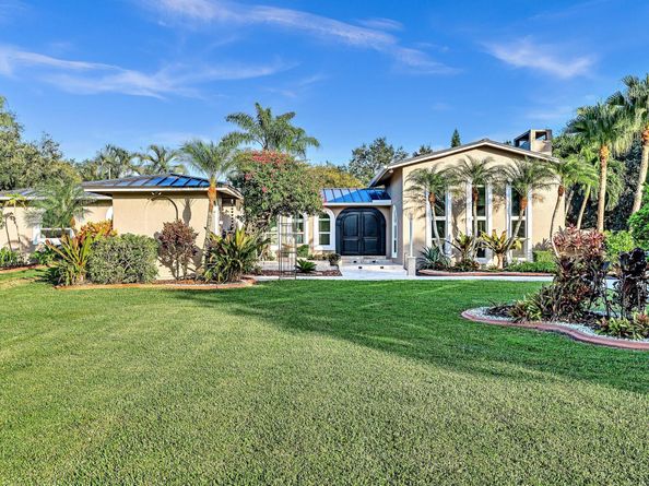 5360 Volunteer Rd, Southwest Ranches FL 33330
