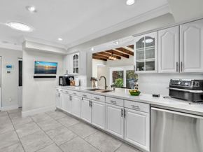 5360 Volunteer Rd, Southwest Ranches FL 33330