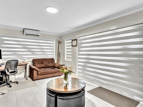 5360 Volunteer Rd, Southwest Ranches FL 33330