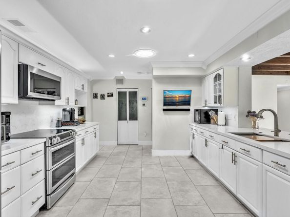 5360 Volunteer Rd, Southwest Ranches FL 33330