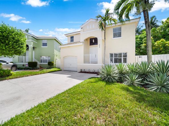 6440 Fern St, Margate FL 33063