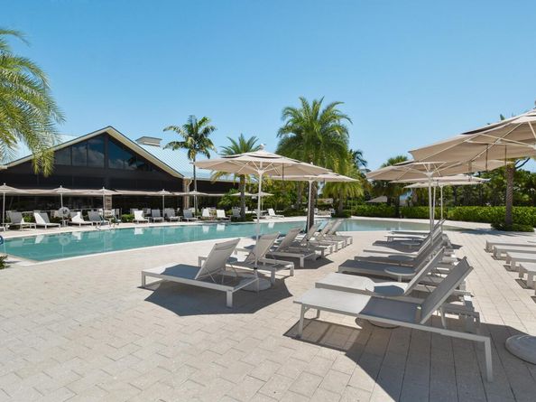 6861 Briarlake Circle, Palm Beach Gardens FL 33418
