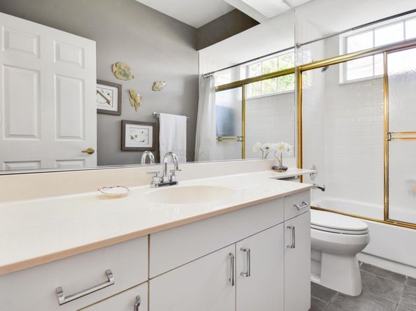 6861 Briarlake Circle, Palm Beach Gardens FL 33418