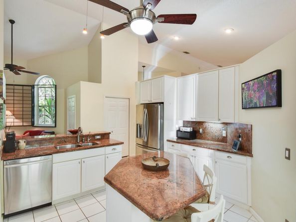 6861 Briarlake Circle, Palm Beach Gardens FL 33418