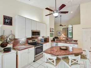 6861 Briarlake Circle, Palm Beach Gardens FL 33418