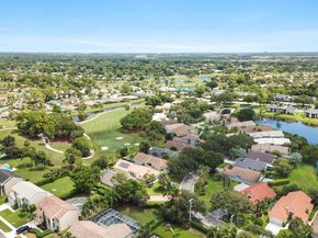 6861 Briarlake Circle, Palm Beach Gardens FL 33418