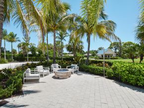 6861 Briarlake Circle, Palm Beach Gardens FL 33418