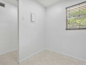 201 Berkley Rd 111, Hollywood FL 33024