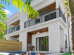 1314 NE 13th Ave B, Fort Lauderdale FL 33304