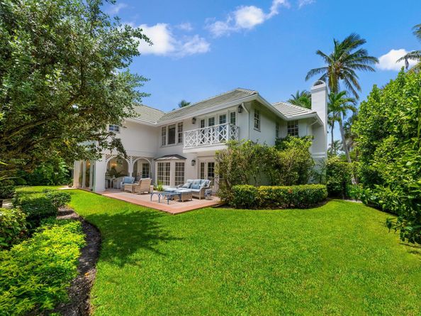6 Via Vizcaya, Palm Beach FL 33480