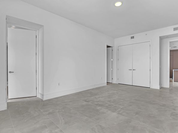 220 Lake Shore Drive N2103, Lake Park FL 33403