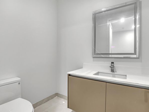 220 Lake Shore Drive N2103, Lake Park FL 33403
