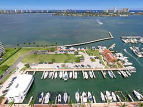 220 Lake Shore Drive N2103, Lake Park FL 33403