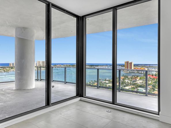 220 Lake Shore Drive N2103, Lake Park FL 33403