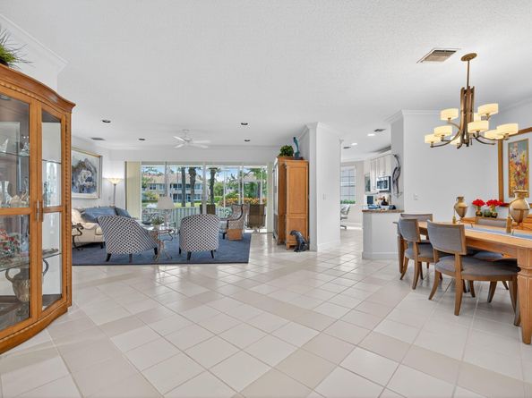 120 Legendary Circle, Palm Beach Gardens FL 33418