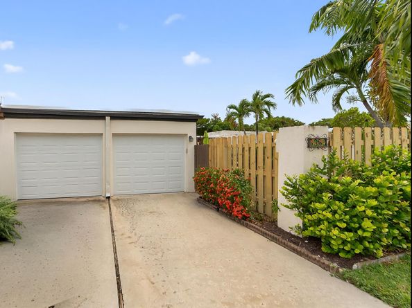 5350 Stonybrook Drive, Boynton Beach FL 33437
