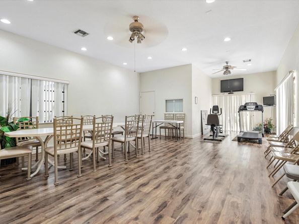 7547 NW 79th Ave 111, Tamarac FL 33321