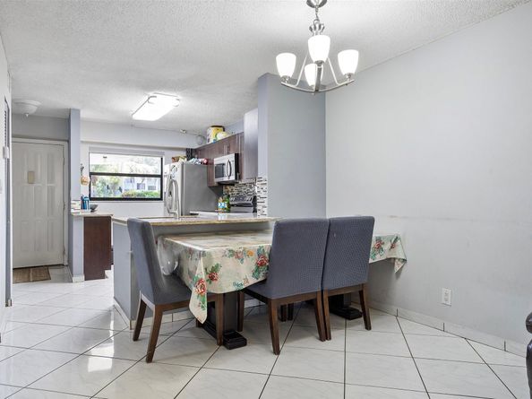 7547 NW 79th Ave 111, Tamarac FL 33321
