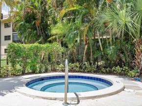 7547 NW 79th Ave 111, Tamarac FL 33321