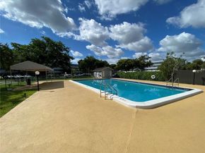 103 Royal Park Dr 1E, Oakland Park FL 33309