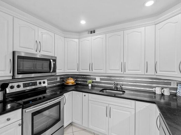 4013 Yarmouth A, Boca Raton FL 33434