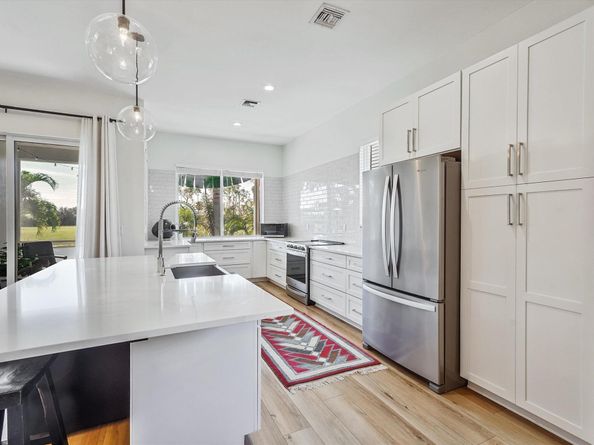 2622 Country Golf Drive, Wellington FL 33414