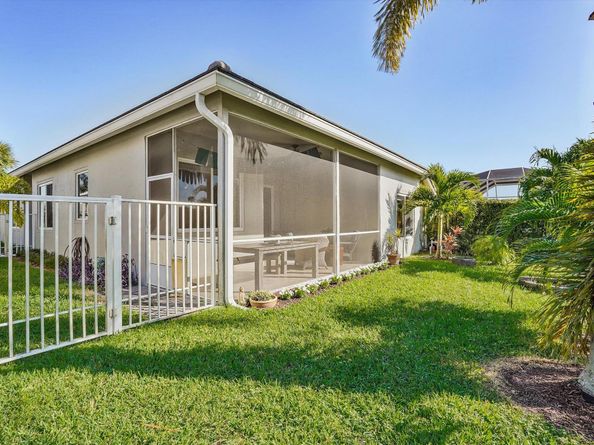 2622 Country Golf Drive, Wellington FL 33414