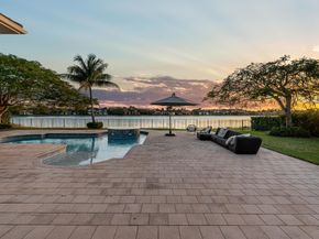 3111 Lake Ridge Ln, Weston FL 33332