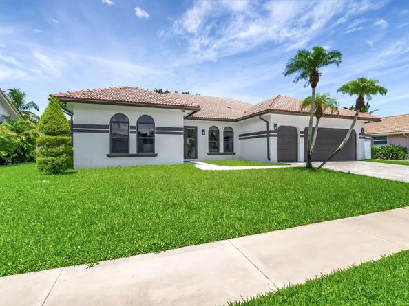 10099 Canoe Brook Circle, Boca Raton FL 33498