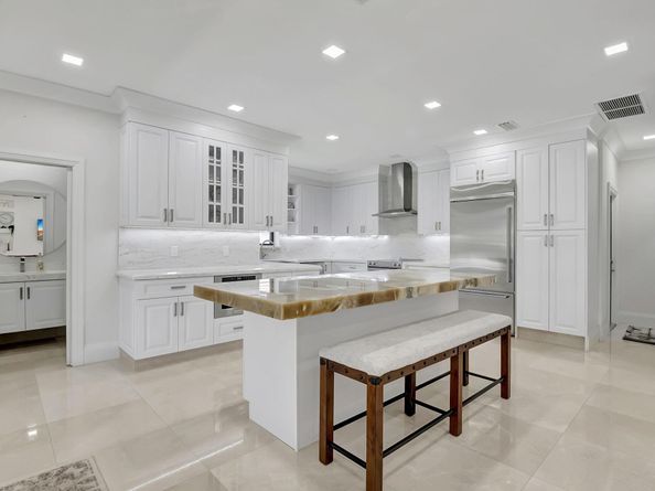 10099 Canoe Brook Circle, Boca Raton FL 33498