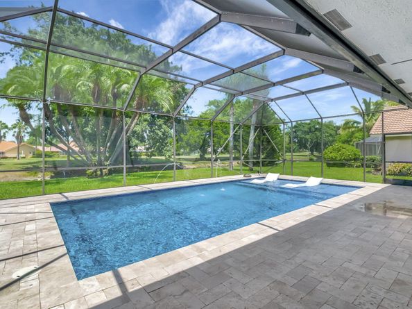 10099 Canoe Brook Circle, Boca Raton FL 33498